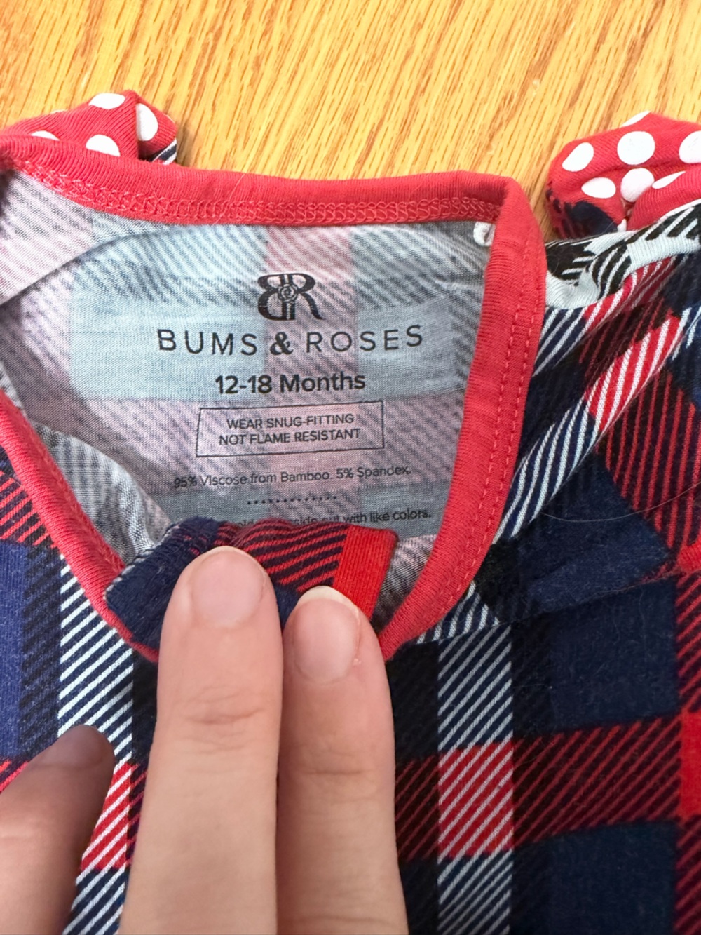 Bums & Roses Footie - Picture 2 of 3